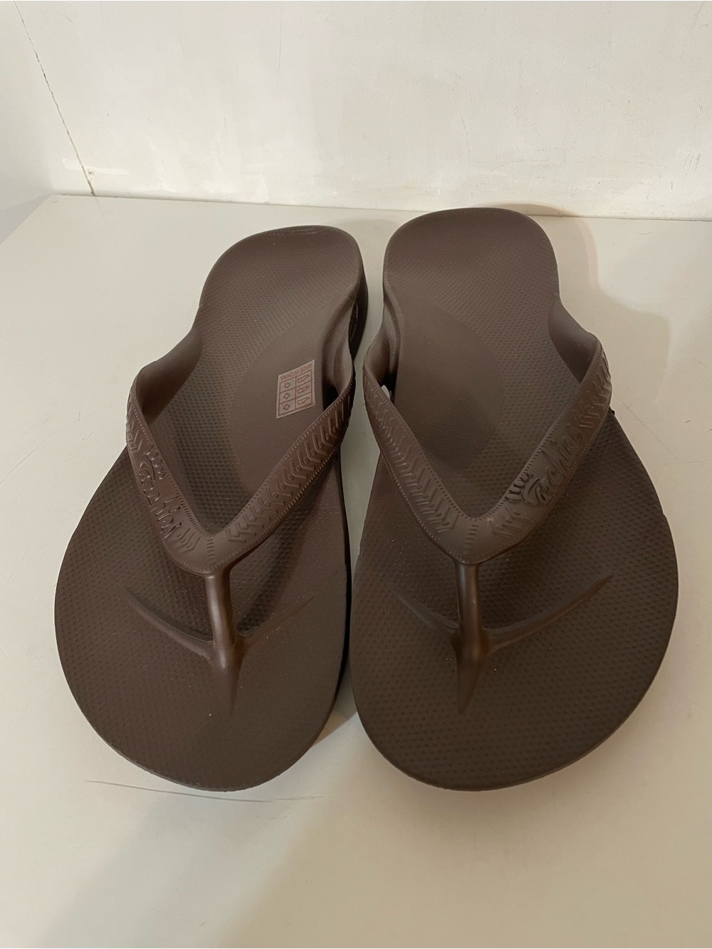 Archie’s Flip Flops in Brown